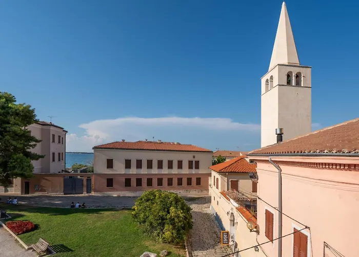 In By Old Town & Waterfront Apartman Porec